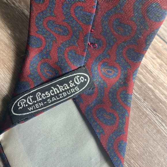 Men’s Vintage Welch Margetson & Co Ltd All Silk Necktie - Picture 5 of 5